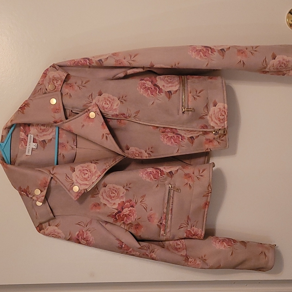 NWOT Coco + Jaimeson Floral Jacket Size M